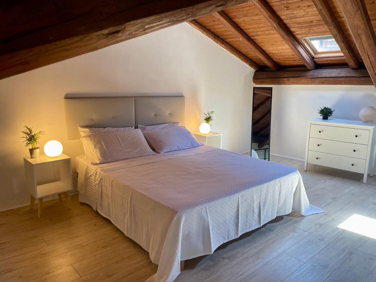 Sotto Il Fortino, Casa Vacanze คาตาเนีย ภายนอก รูปภาพ