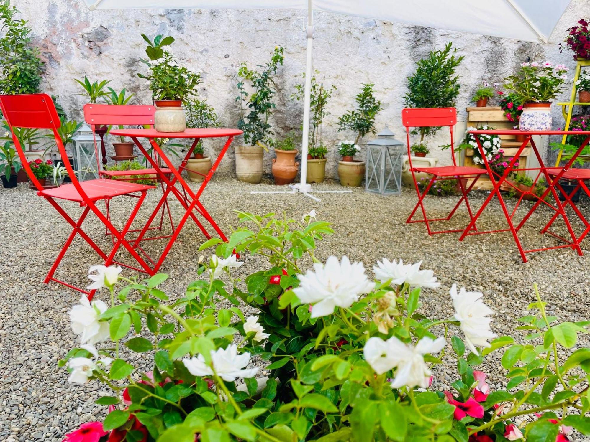 Sotto Il Fortino, Casa Vacanze คาตาเนีย ภายนอก รูปภาพ